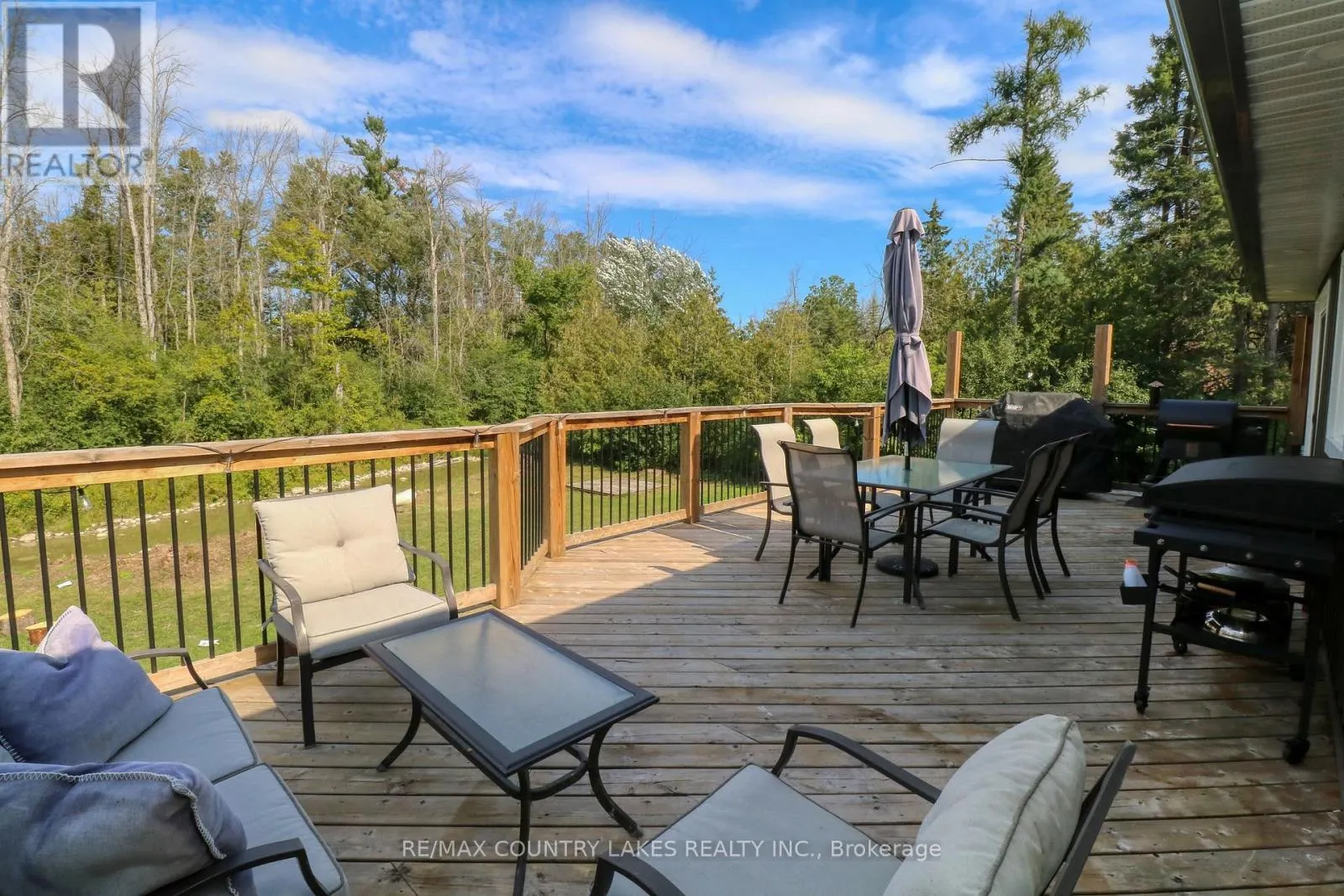 15 PATRICIA CRESCENT