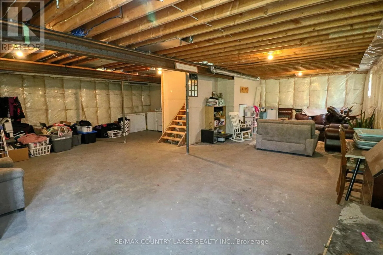 15 PATRICIA CRESCENT