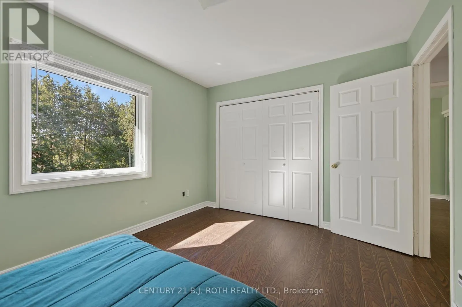 1005 GOSHEN ROAD