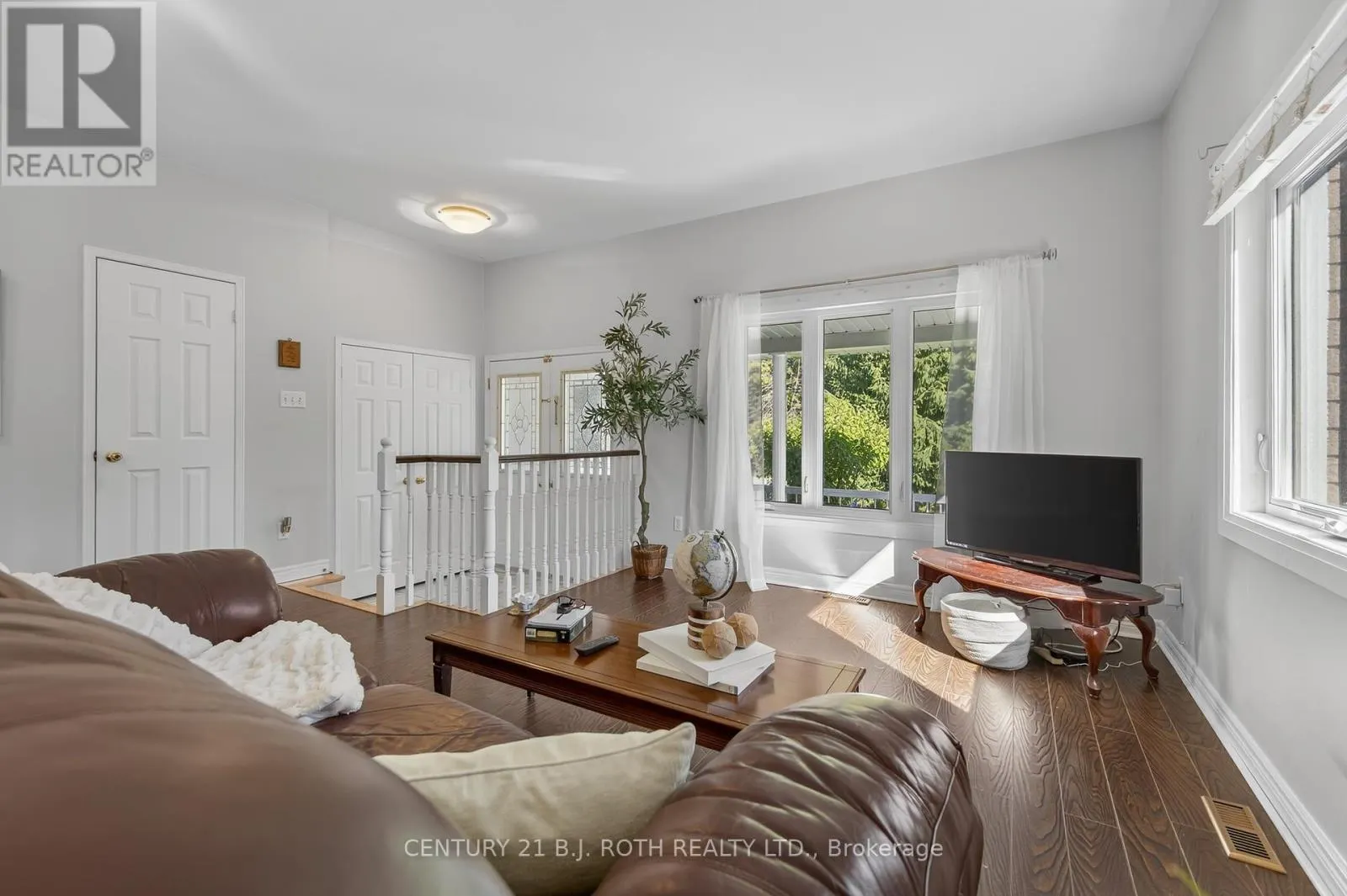 1005 GOSHEN ROAD