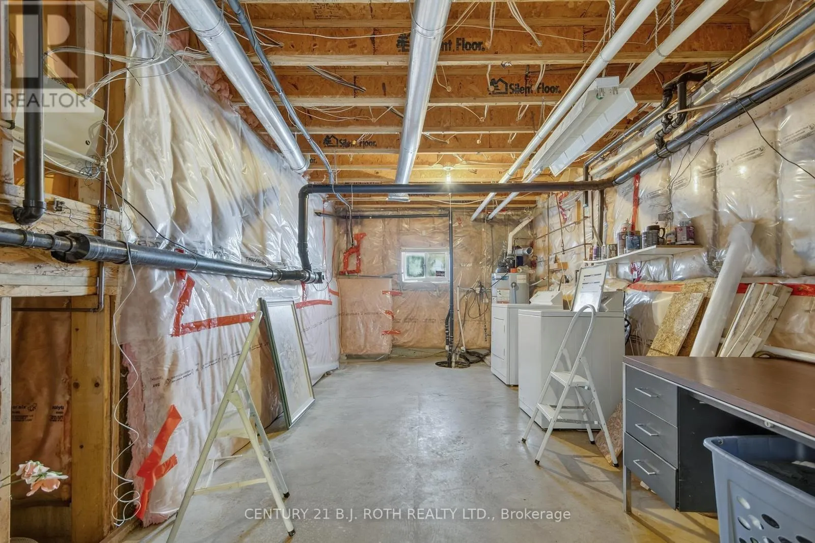 1005 GOSHEN ROAD