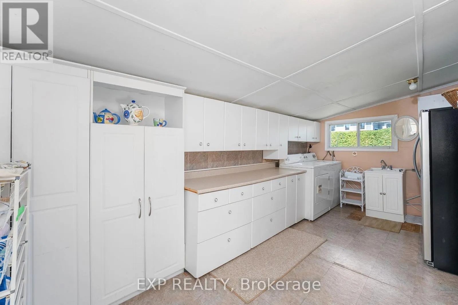 45 WESTWIND CIRCLE