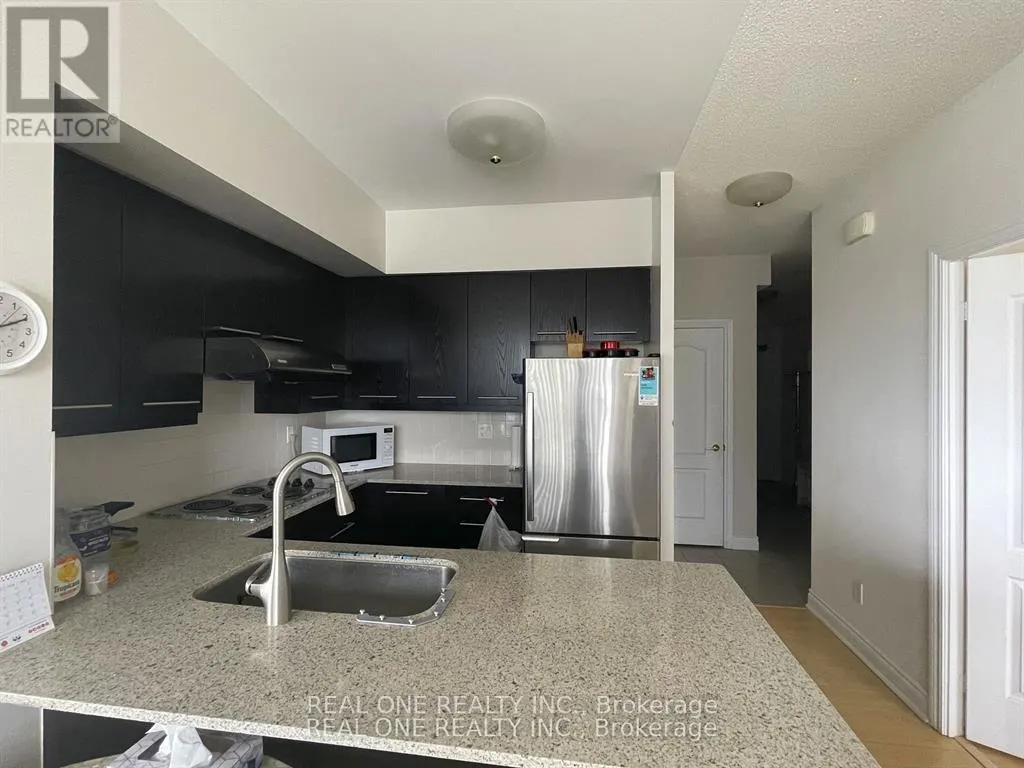 1105 - 11211 YONGE STREET