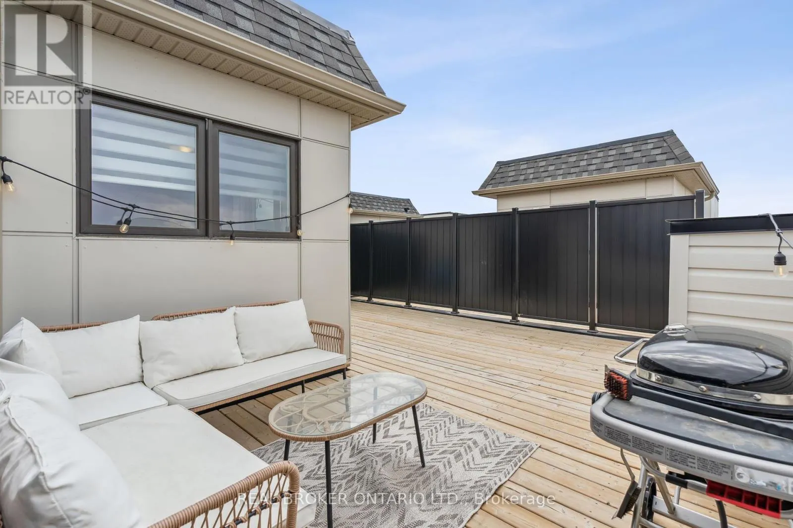 92 WILLIAM SHEARN CRESCENT