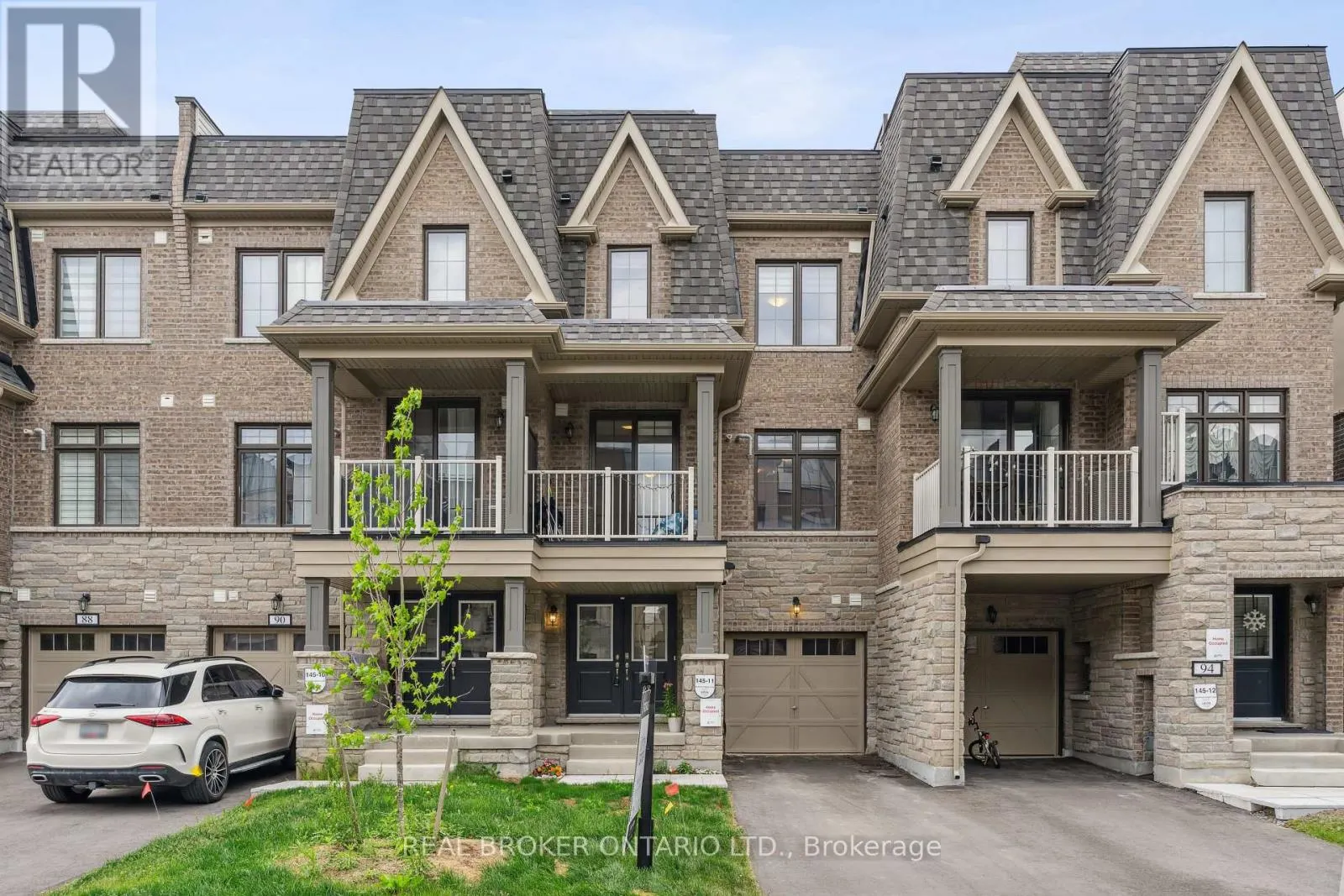 92 WILLIAM SHEARN CRESCENT