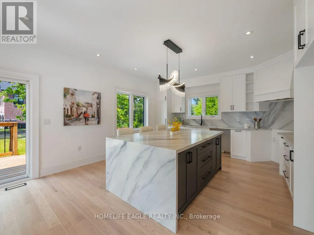 1242 KILLARNEY BEACH ROAD