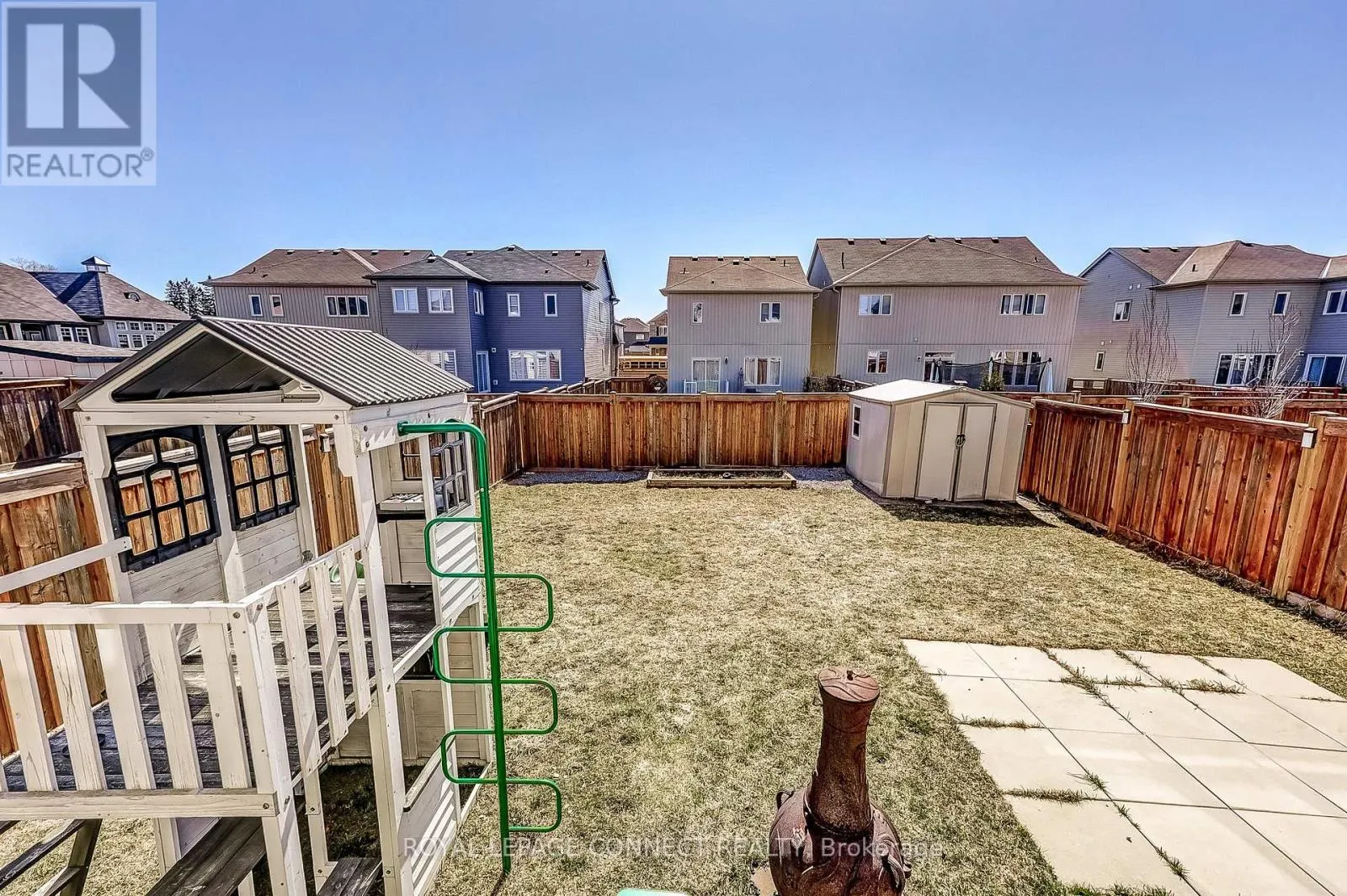 17 DON HADDEN CRESCENT