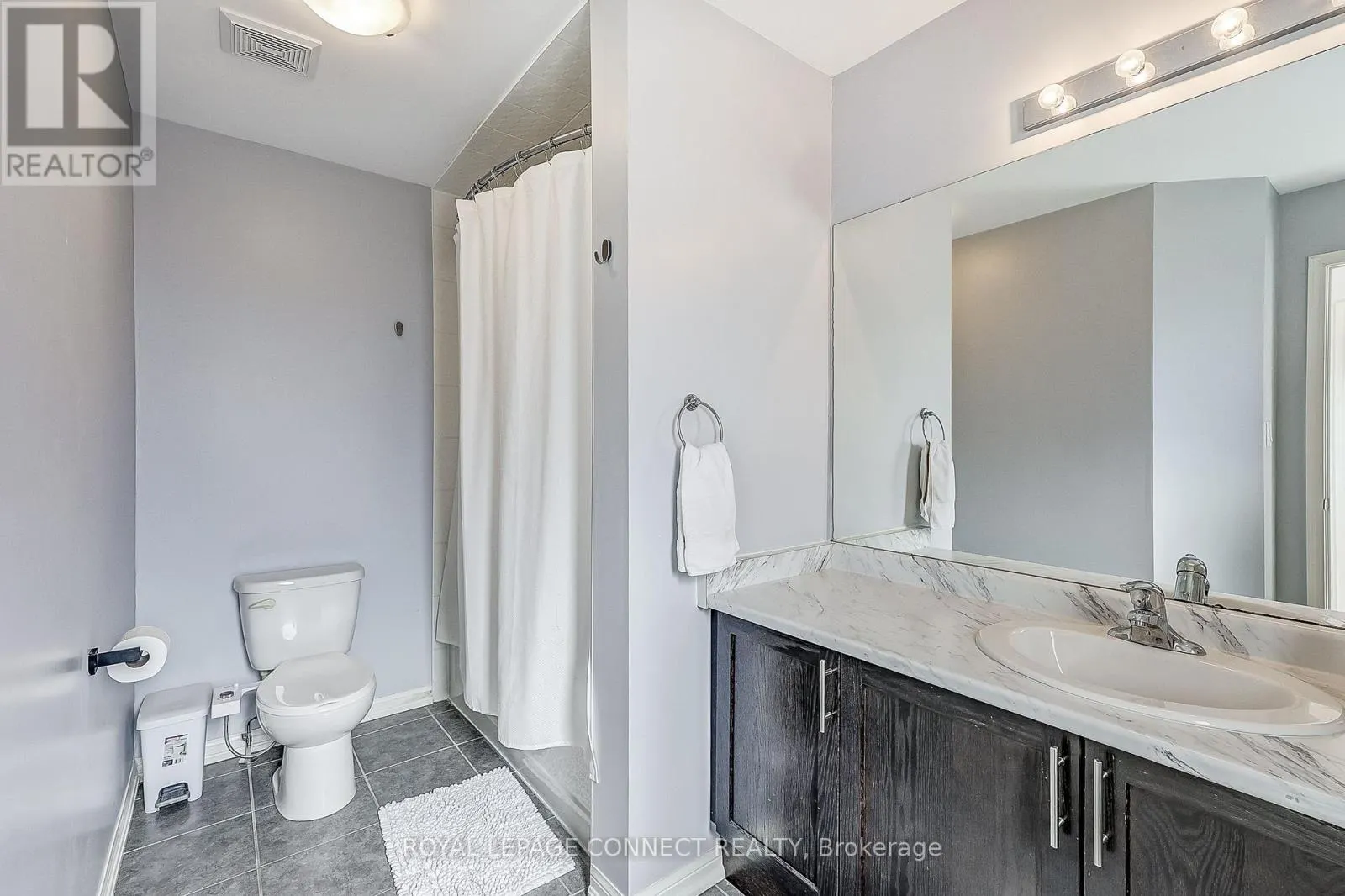 17 DON HADDEN CRESCENT