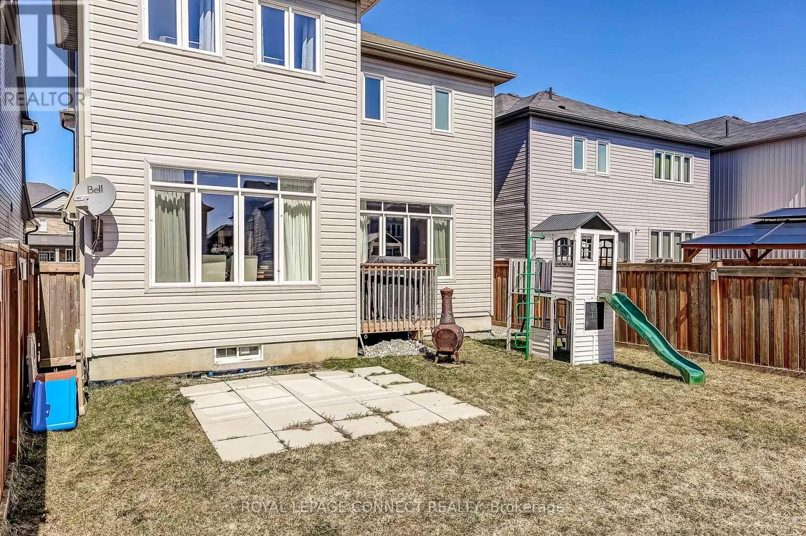 17 DON HADDEN CRESCENT