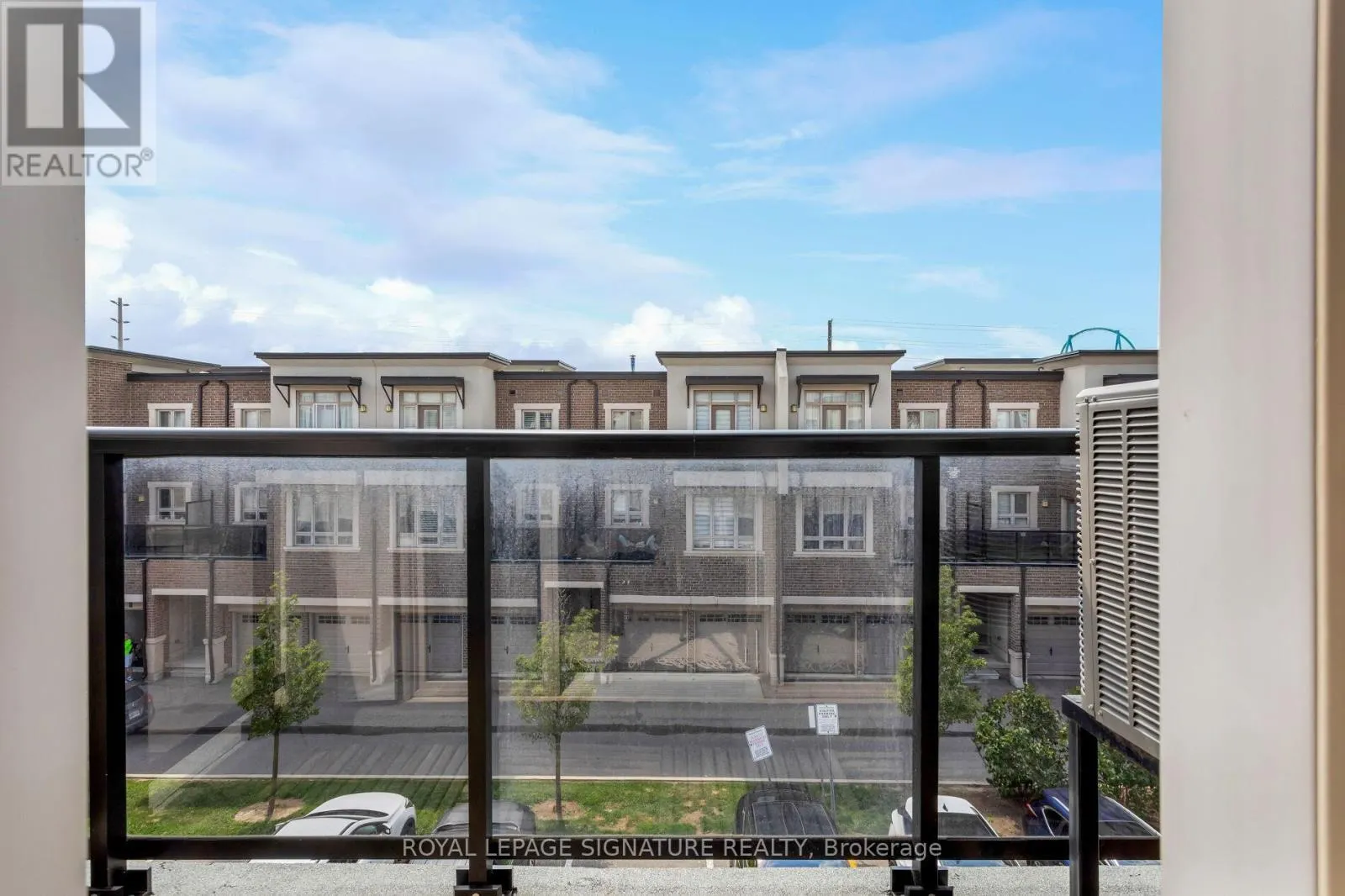 18 - 105 KAYLA CRESCENT E