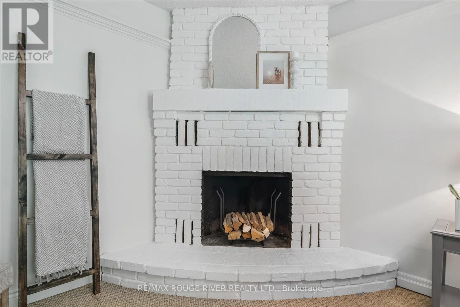 153 WALTON DRIVE