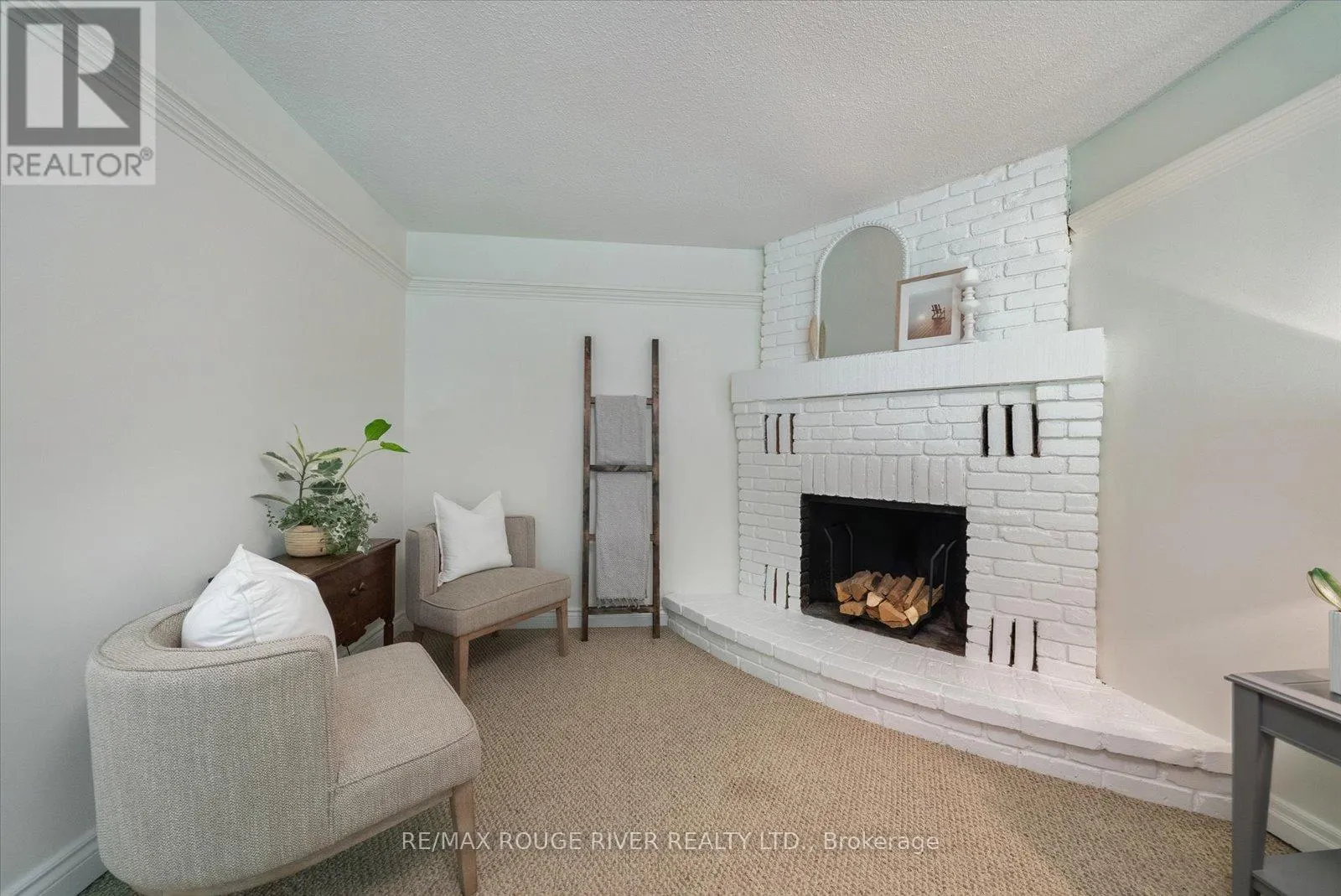 153 WALTON DRIVE