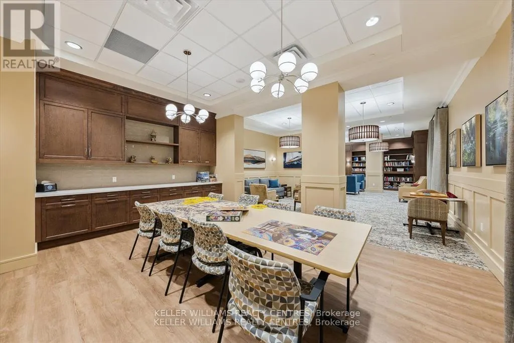 302 - 460 WILLIAM GRAHAM DRIVE