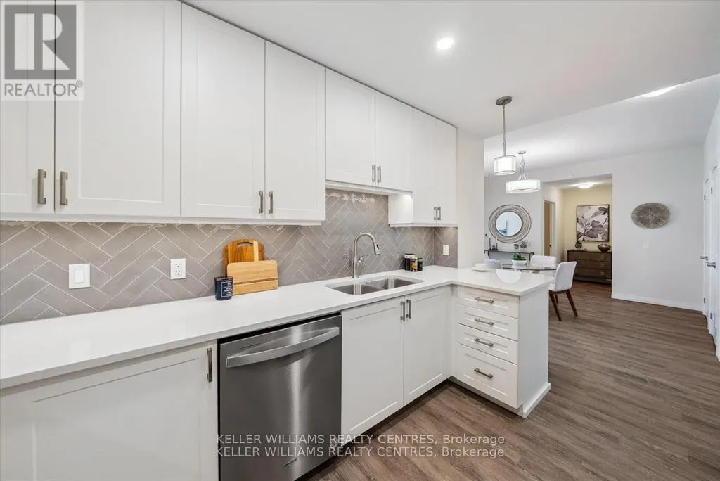 302 - 460 WILLIAM GRAHAM DRIVE