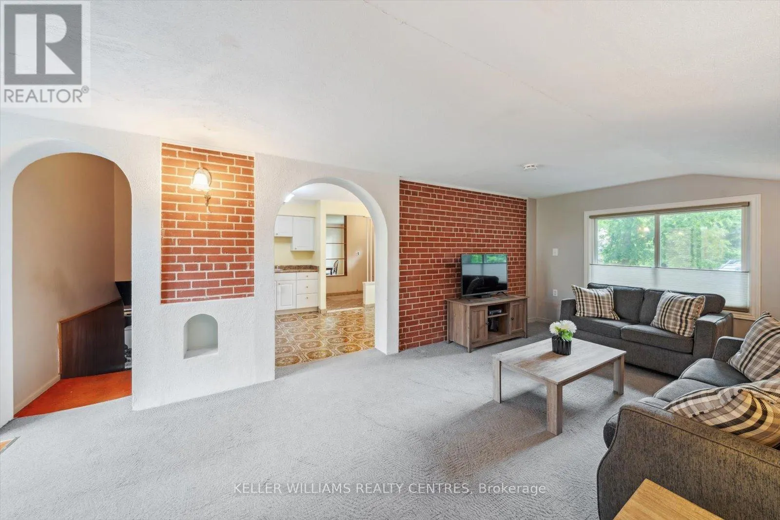 29 SEATON DRIVE