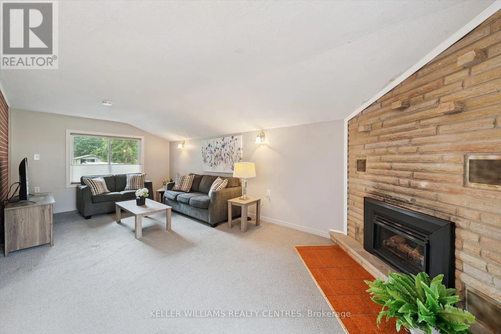 29 SEATON DRIVE