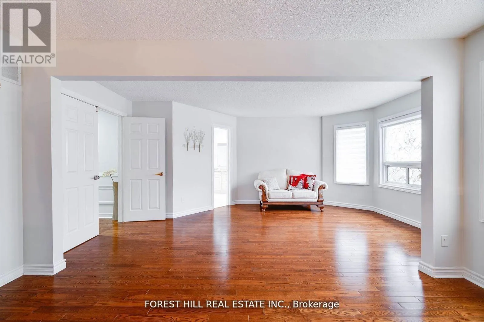 48 HASKELL CRESCENT