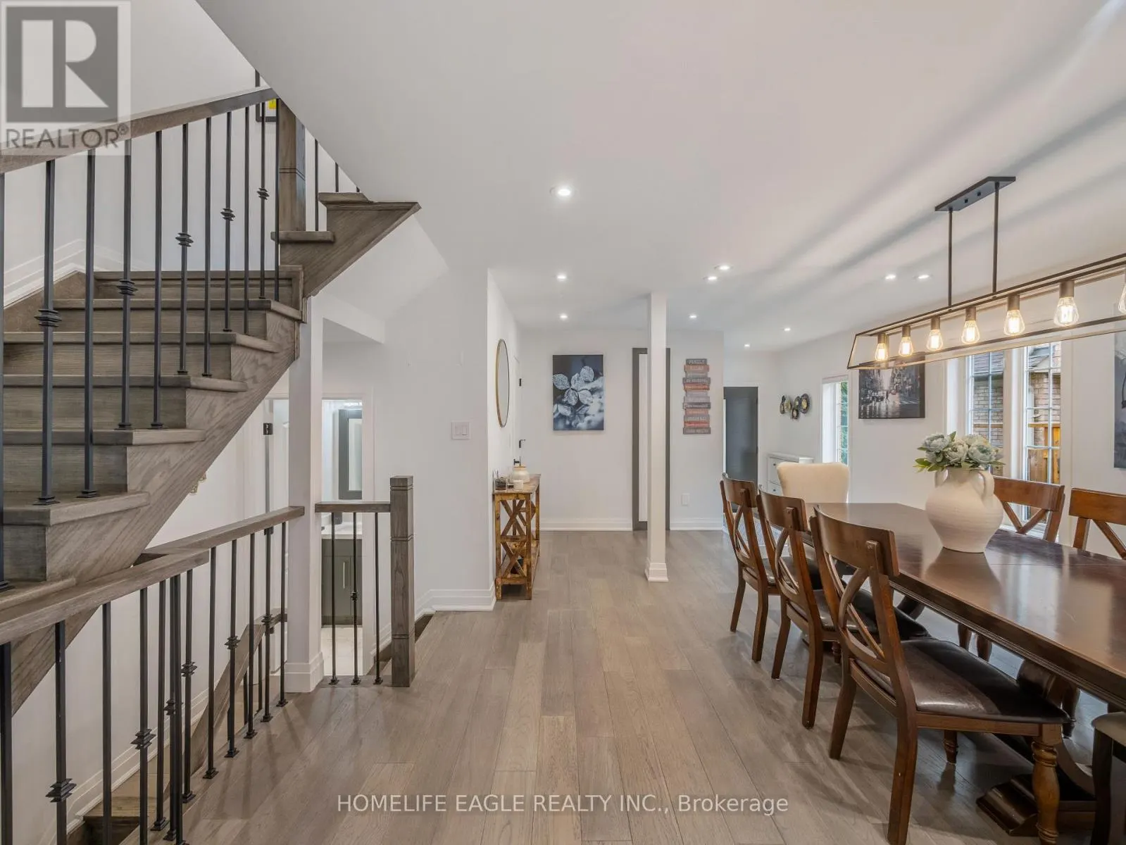 6 BRIGHTSVIEW DRIVE