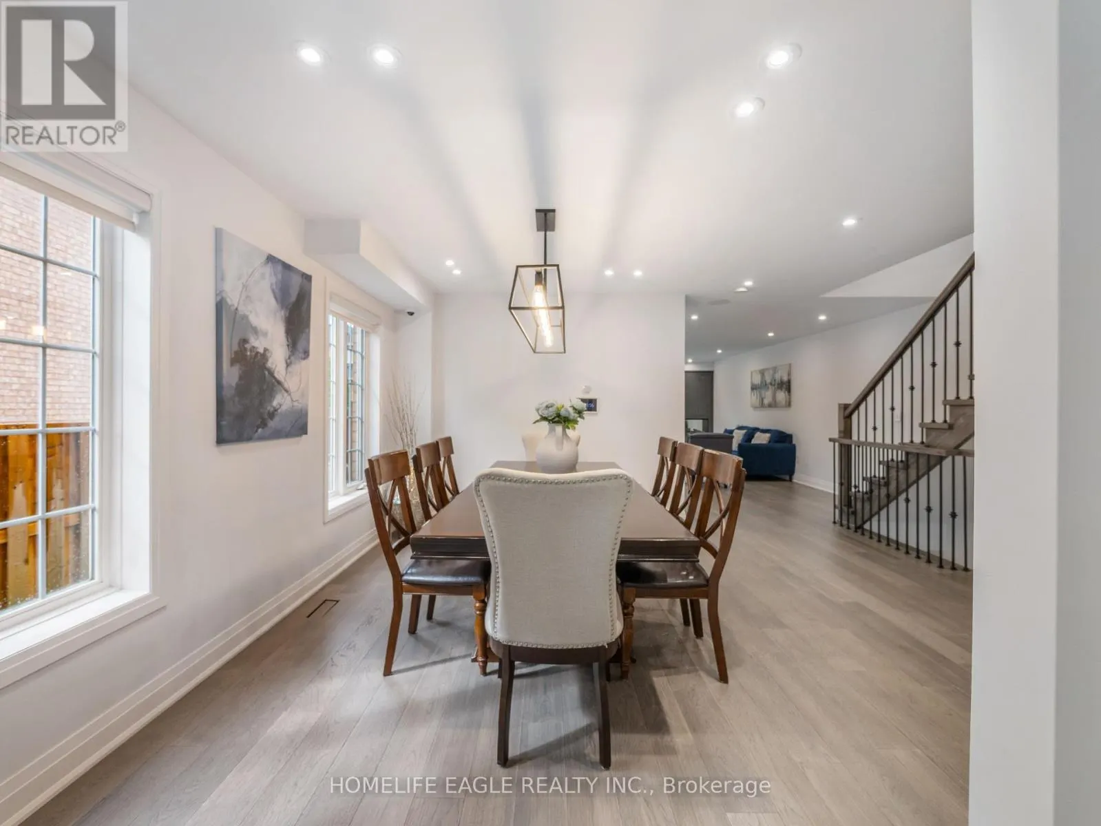 6 BRIGHTSVIEW DRIVE