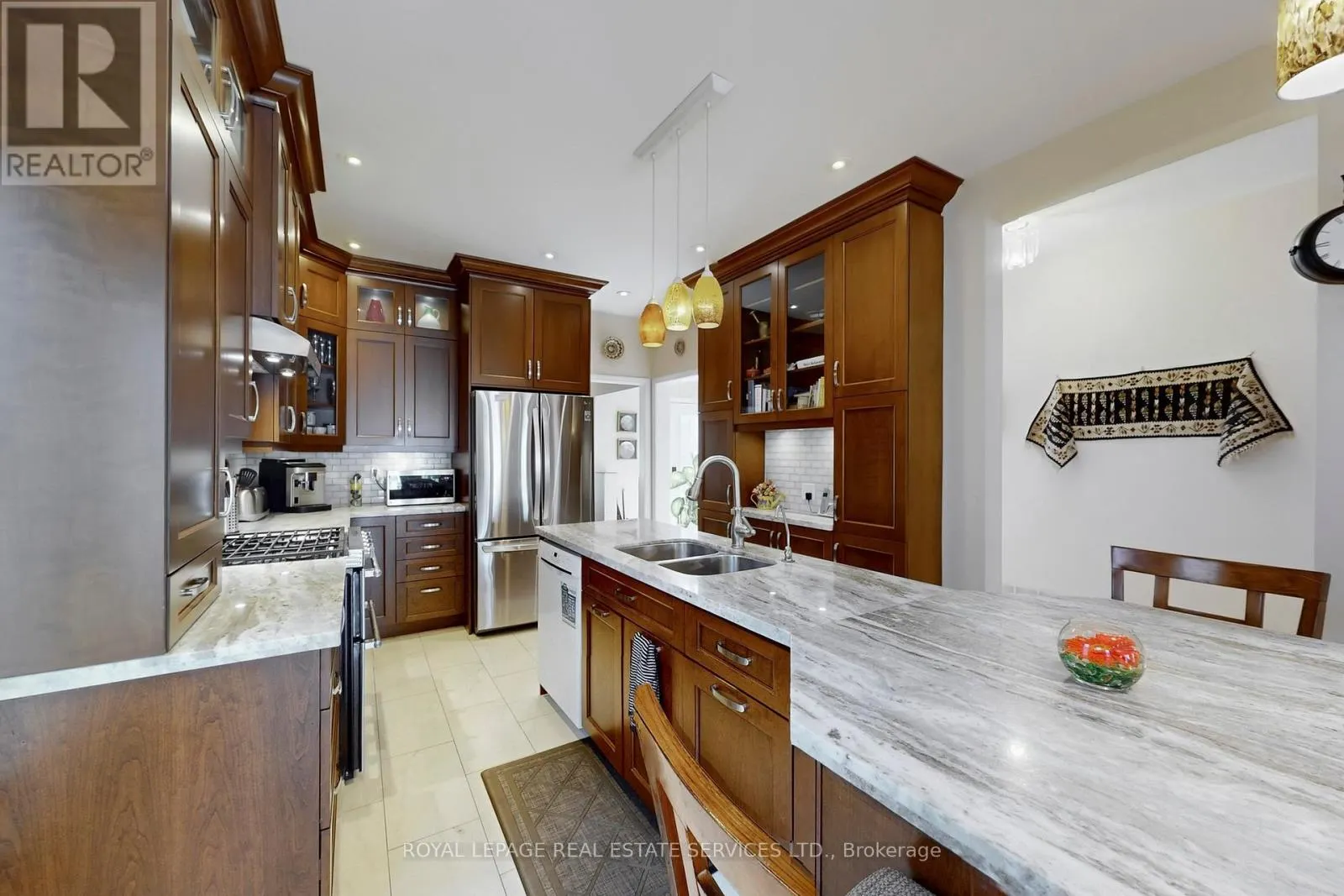 135 MAINPRIZE CRESCENT