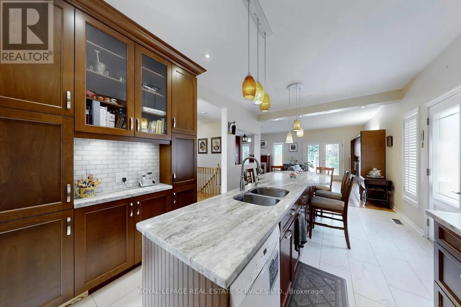 135 MAINPRIZE CRESCENT