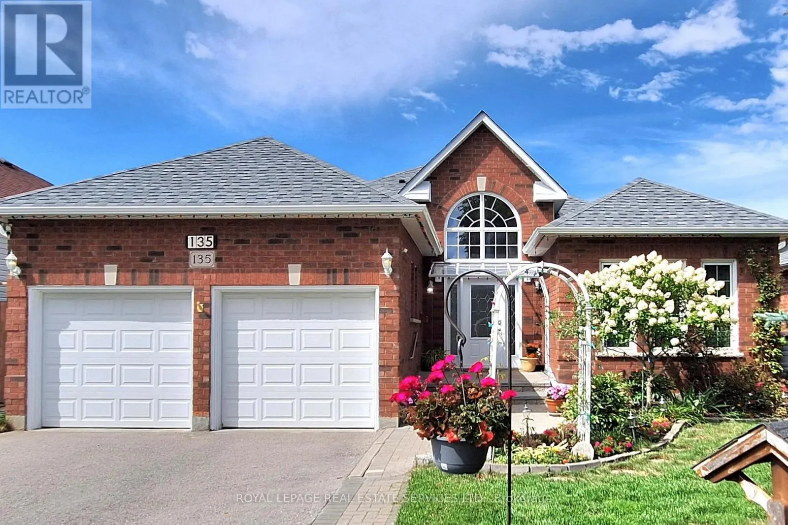 135 MAINPRIZE CRESCENT
