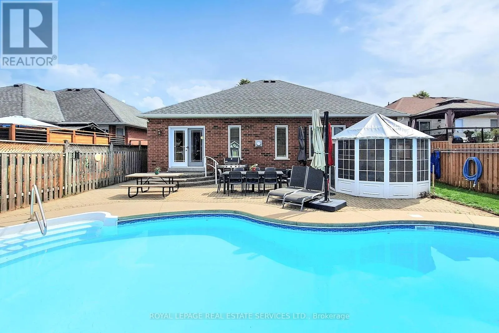 135 MAINPRIZE CRESCENT