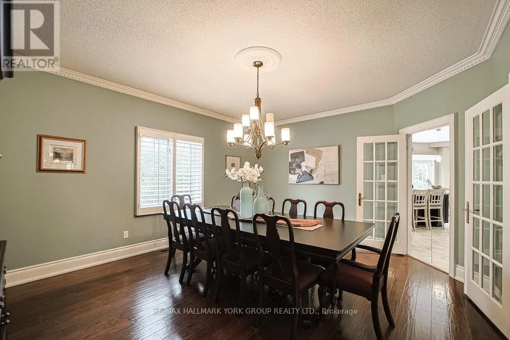 1032 SIR IVOR COURT