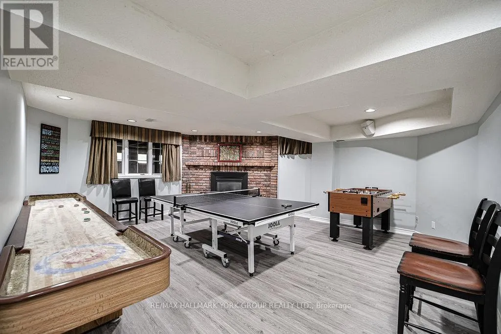 1032 SIR IVOR COURT
