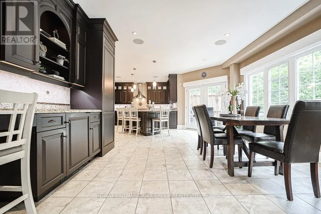 1032 SIR IVOR COURT