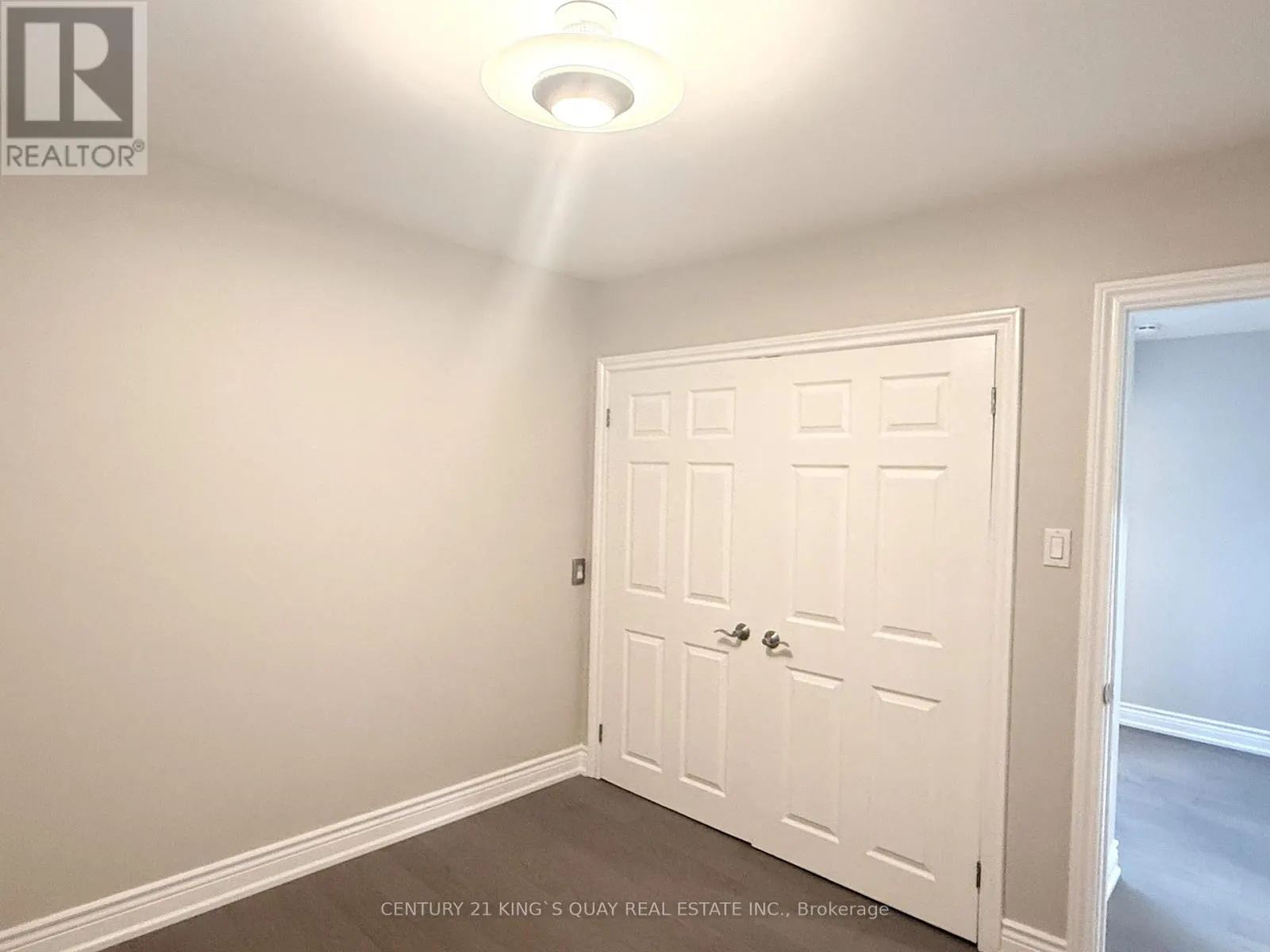 3 FONTHILL BOULEVARD