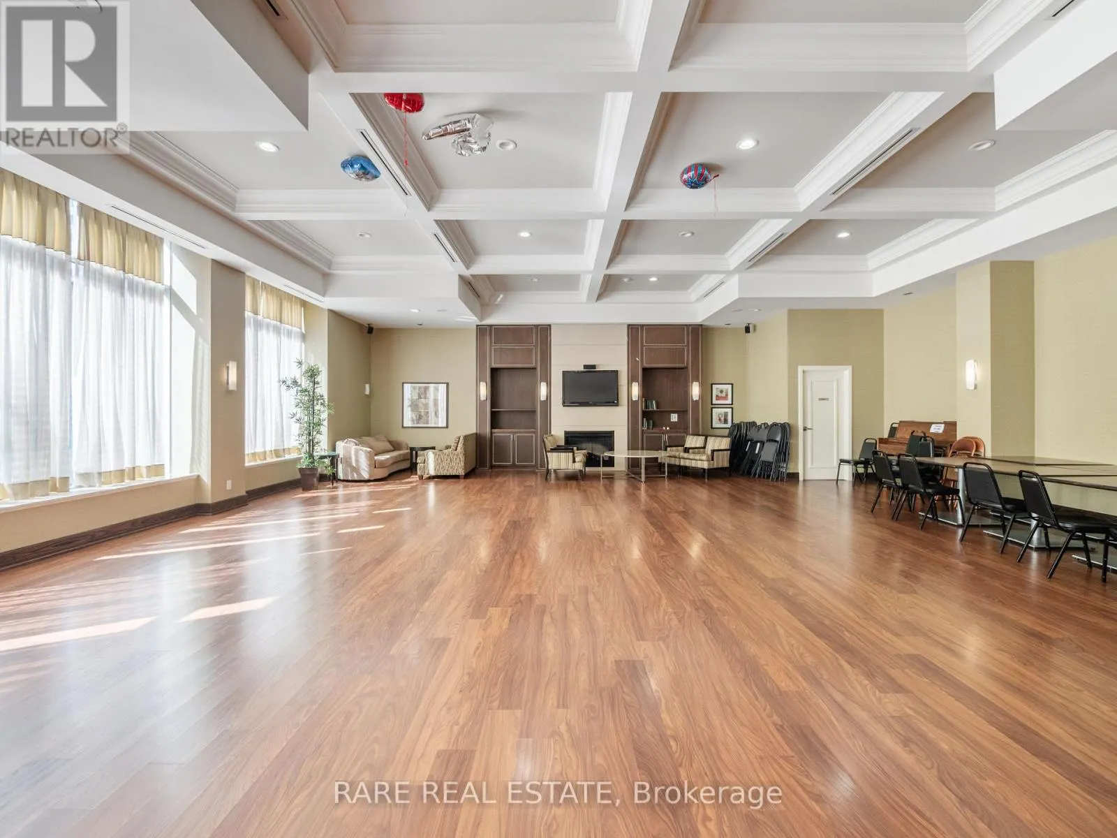 908 - 20 NORTH PARK ROAD