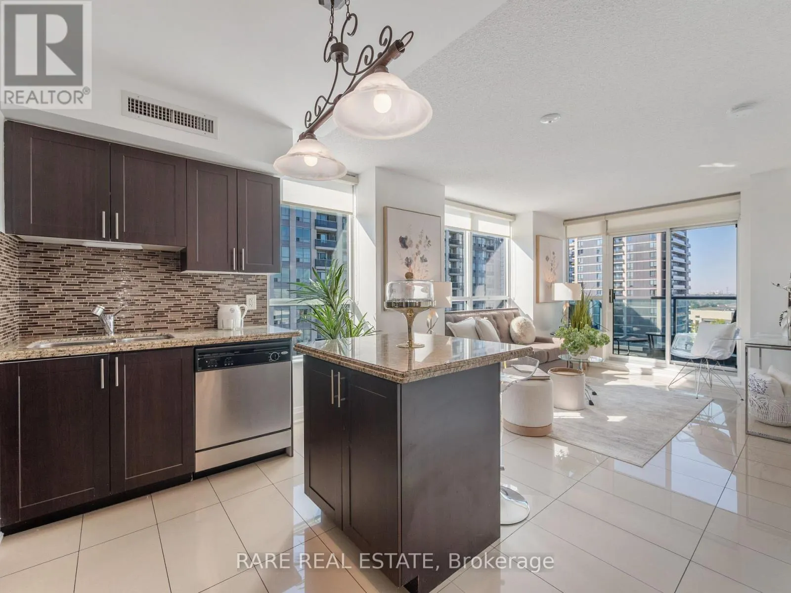 908 - 20 NORTH PARK ROAD