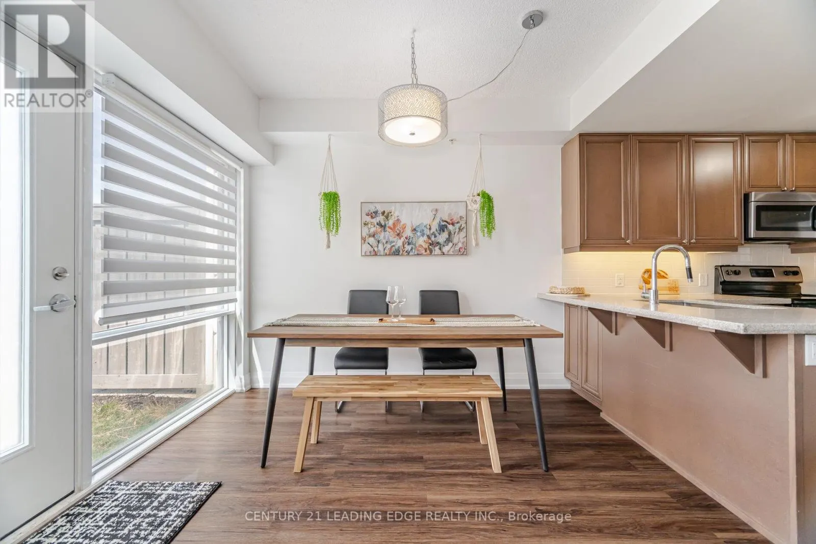 108 - 24 WOODSTREAM BOULEVARD