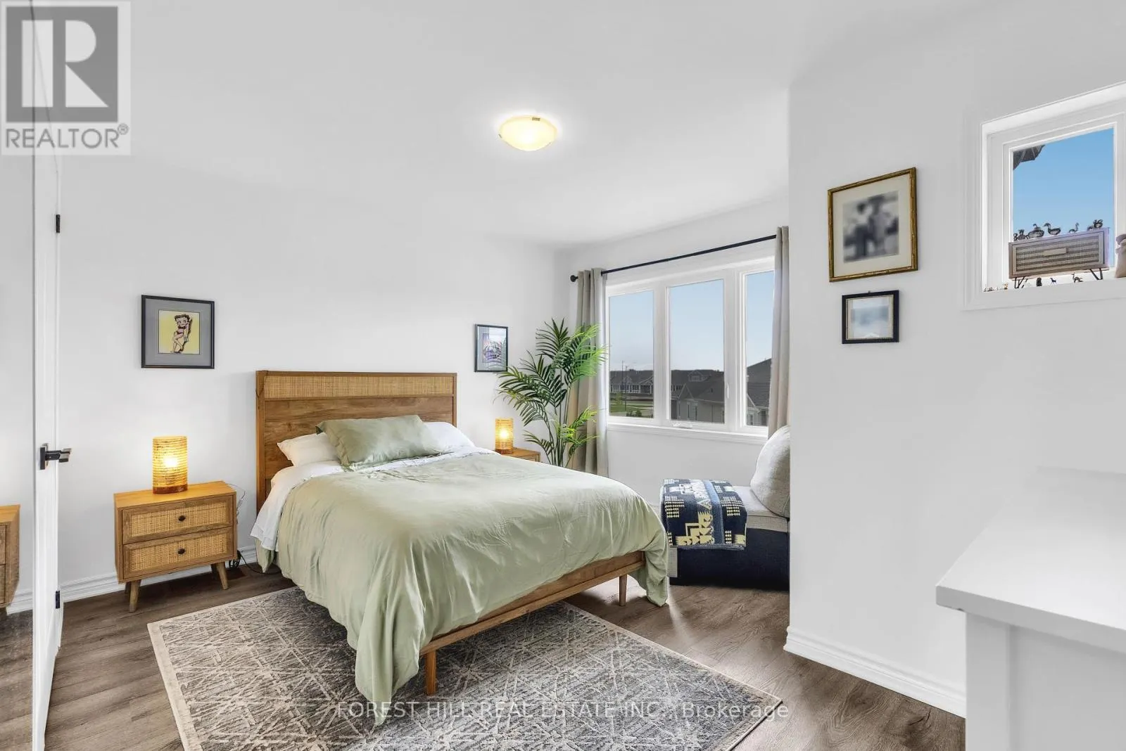 742 - 742 TRUMBLEY PLACE S