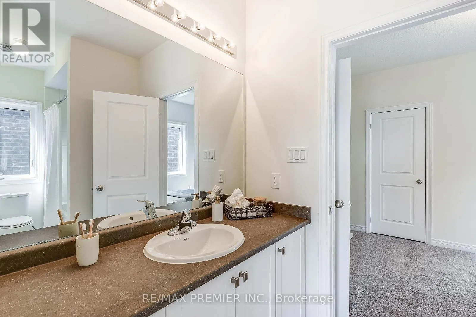 20 KESTERFARM PLACE