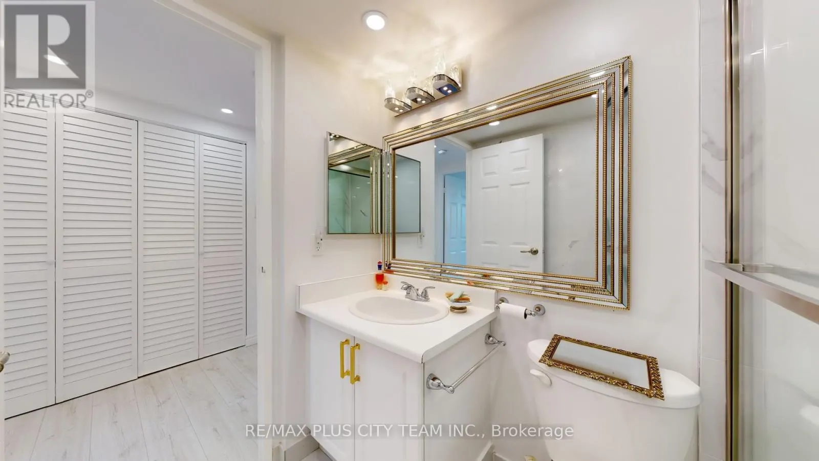 410 - 7440 BATHURST STREET