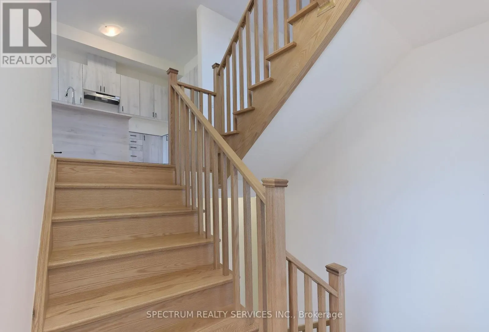 155 DE LA ROCHE DRIVE