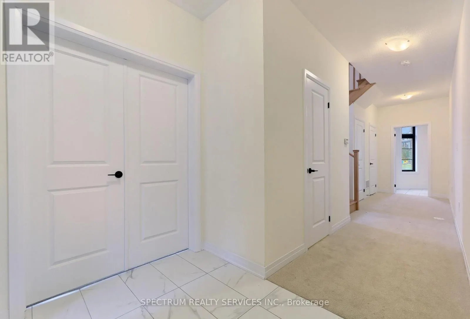 155 DE LA ROCHE DRIVE