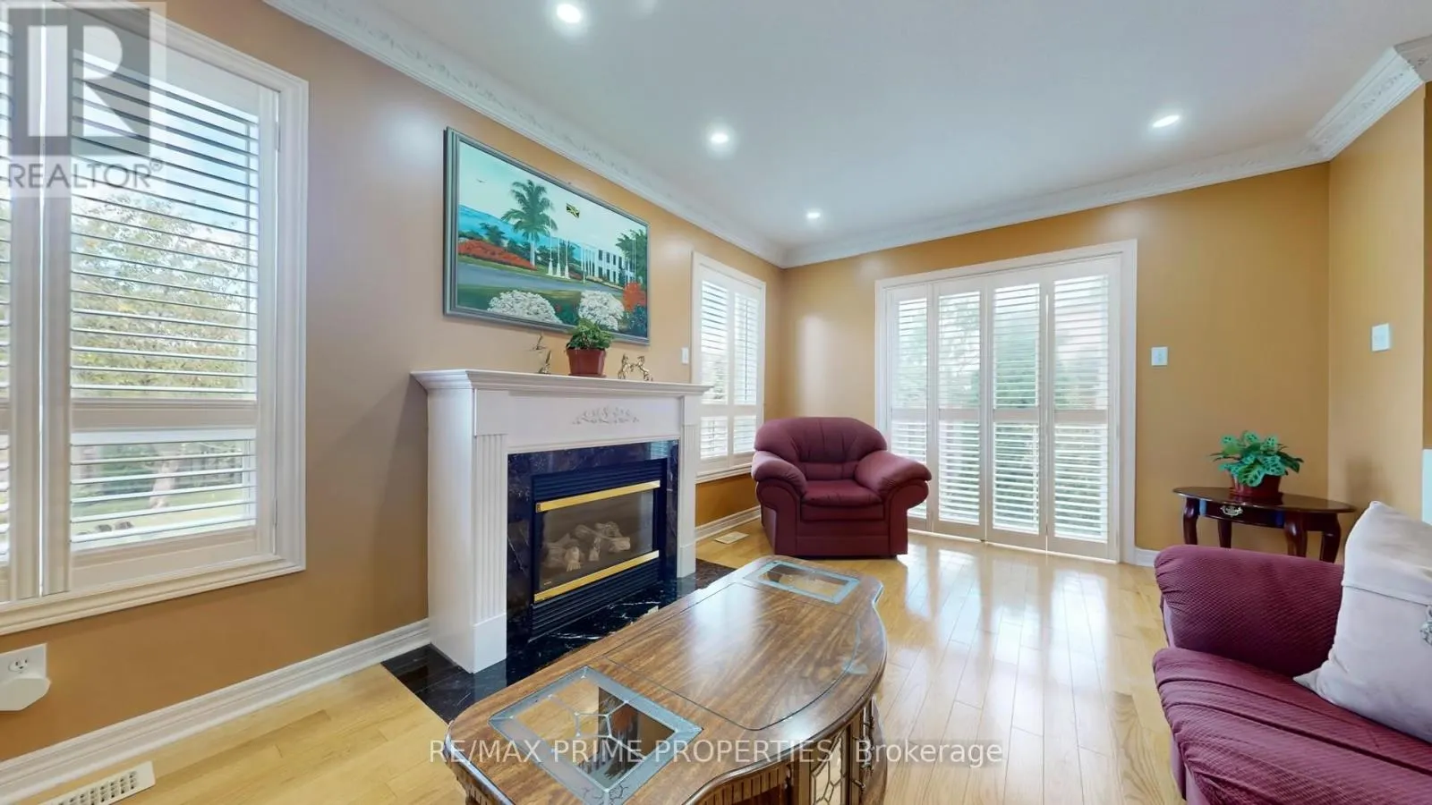 49 REMBRANDT DRIVE