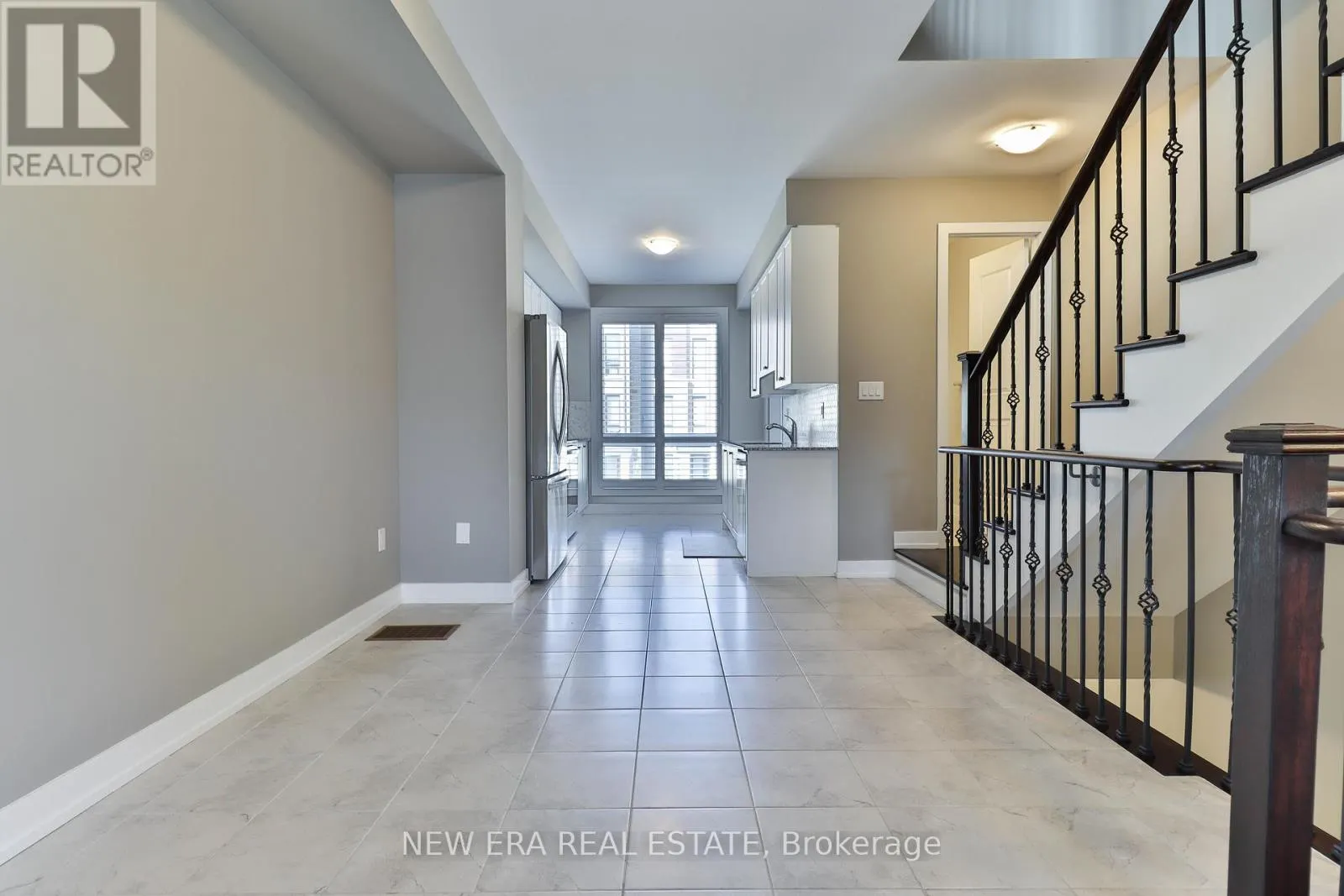 81 STAUFFER CRESCENT