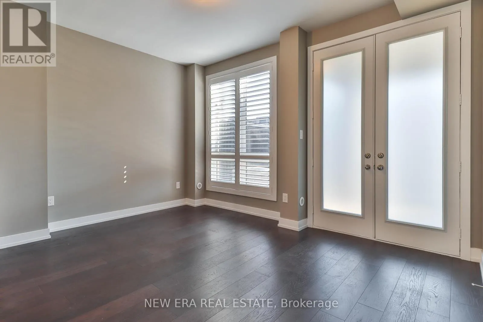 81 STAUFFER CRESCENT