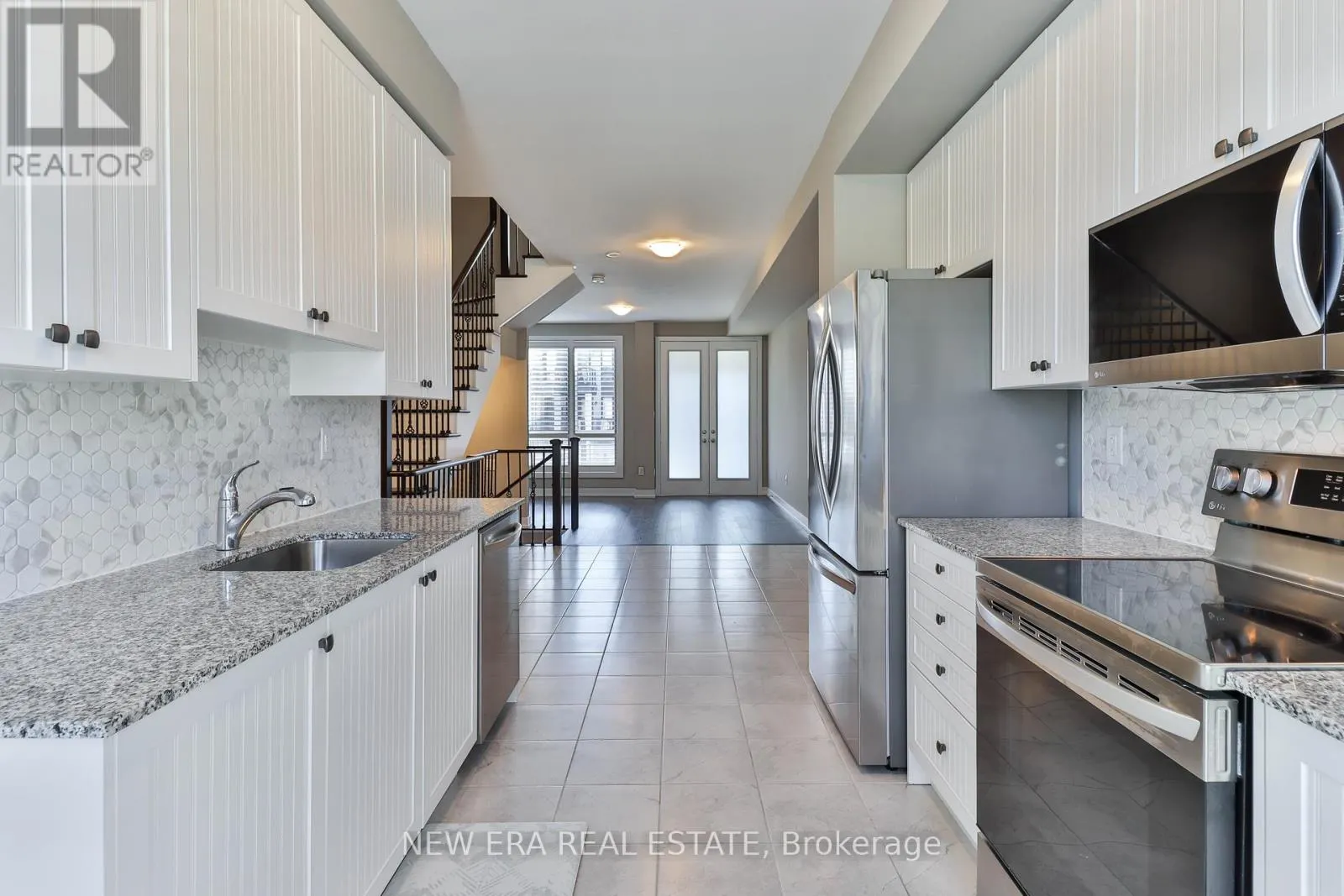 81 STAUFFER CRESCENT