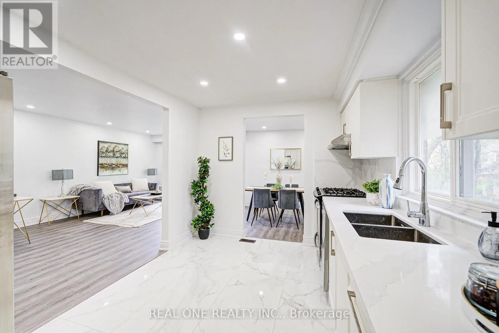68 LAVEROCK AVENUE