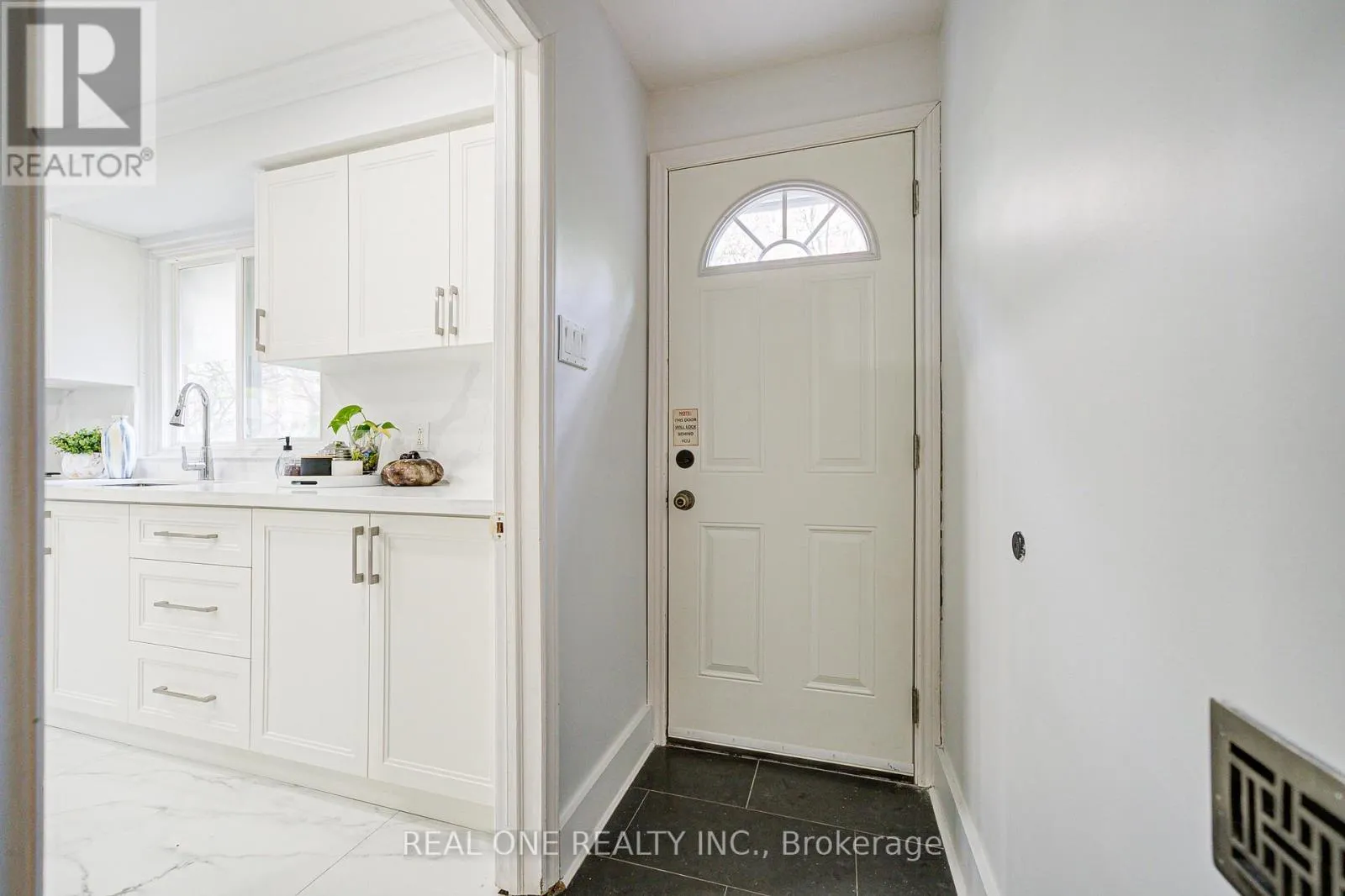 68 LAVEROCK AVENUE