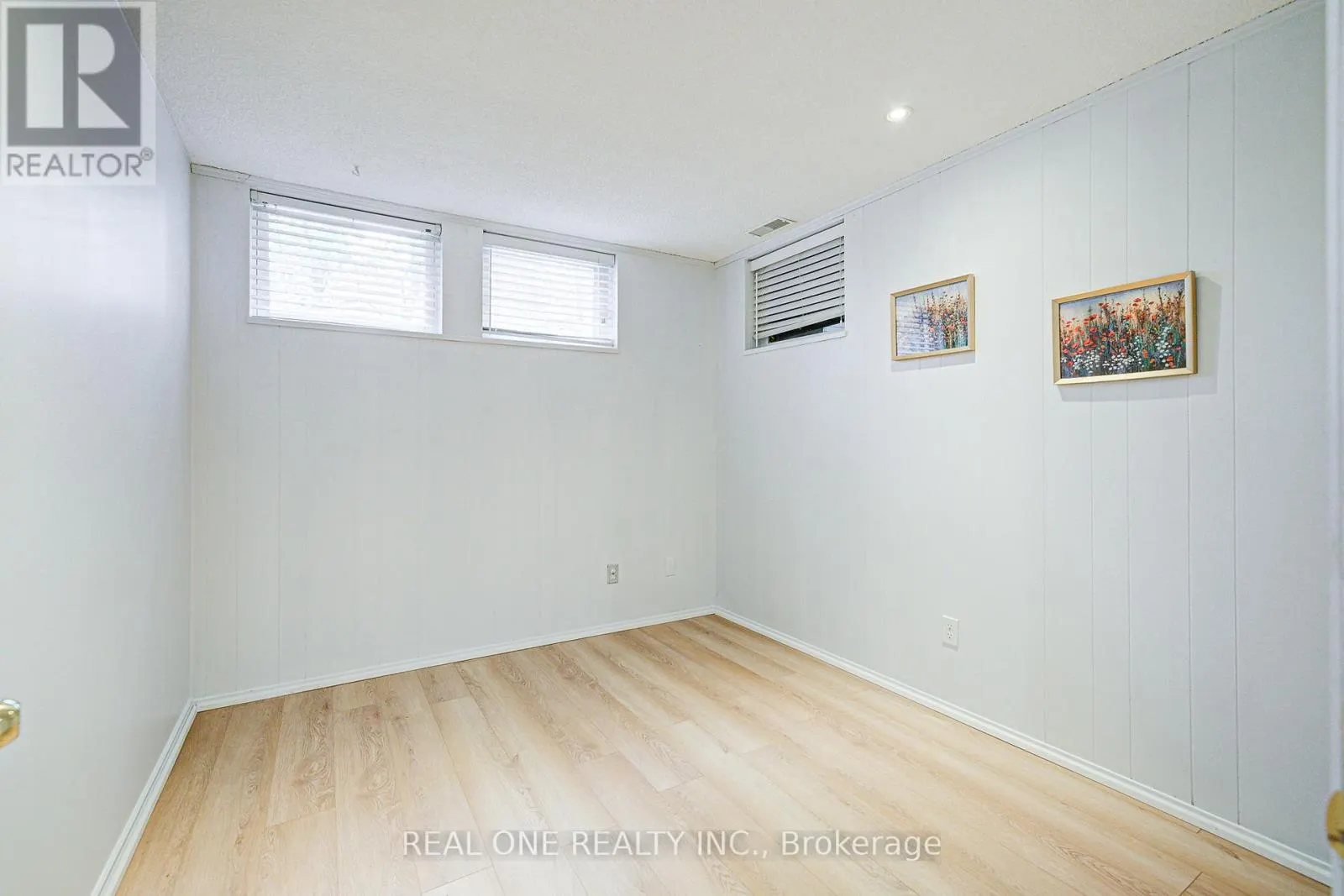 68 LAVEROCK AVENUE