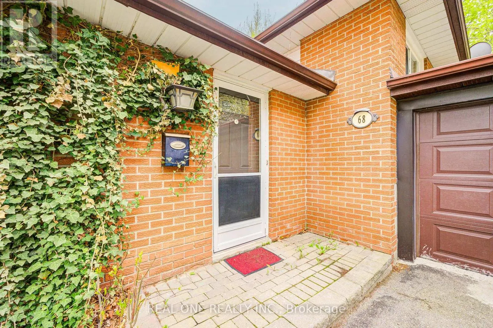 68 LAVEROCK AVENUE