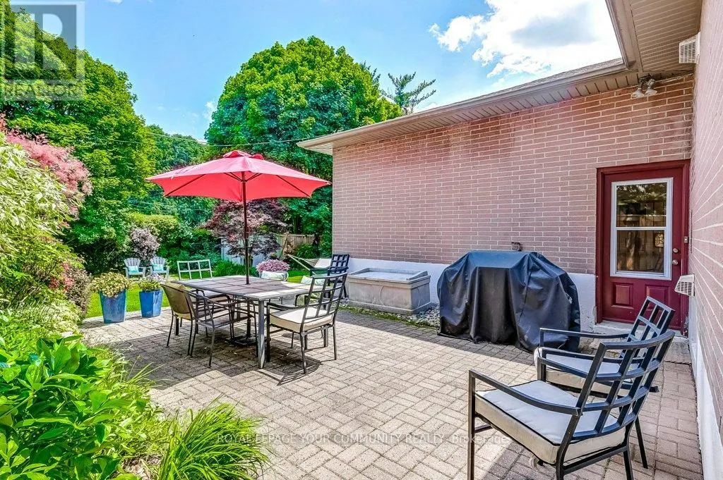 41 BRIGHTBAY CRESCENT