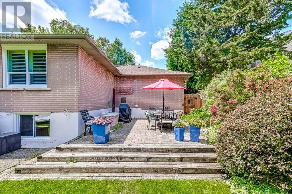 41 BRIGHTBAY CRESCENT