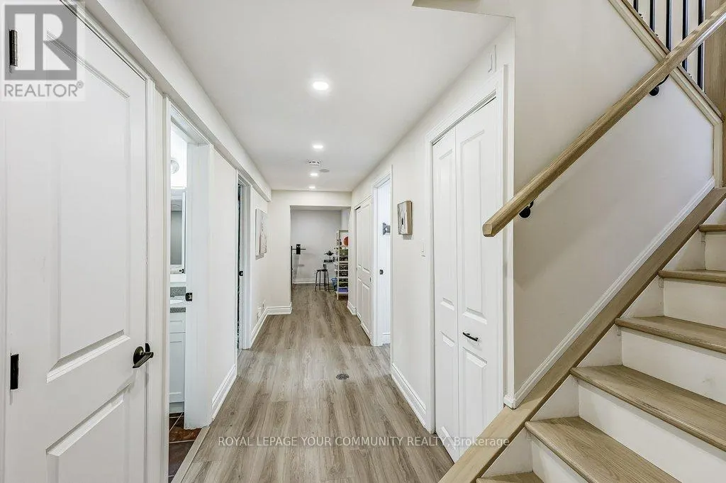 41 BRIGHTBAY CRESCENT